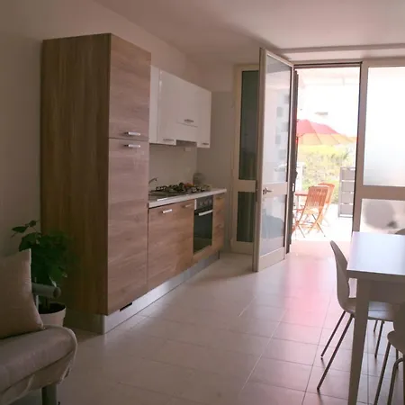 Casa Nova:trilocale Con Veranda Due Passi Dal Mare Apartment *